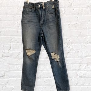Madewell “the curvy perfect vintage jean” 30T Worn Once, Tags removed